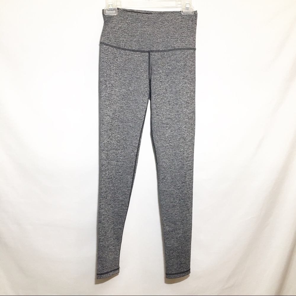 Victoria’s Secret VSX sport knockout leggings